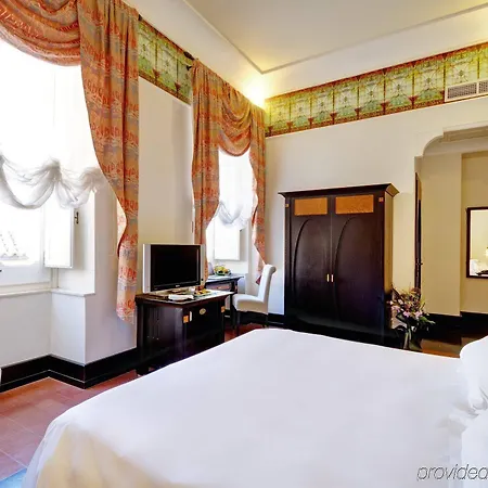 Grand Des Etrangers Hotel 5*