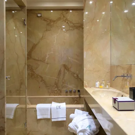 Grand Des Etrangers 5* Syracuse