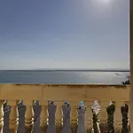 Grand Des Etrangers- The Leading Of The World Hotell 5*