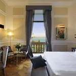 Grand Des Etrangers- The Leading Of The World Syrakusa