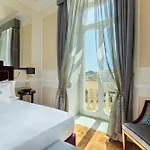 Grand Des Etrangers- The Leading Of The World 5*