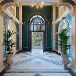 Hotell Grand Des Etrangers- The Leading Of The World