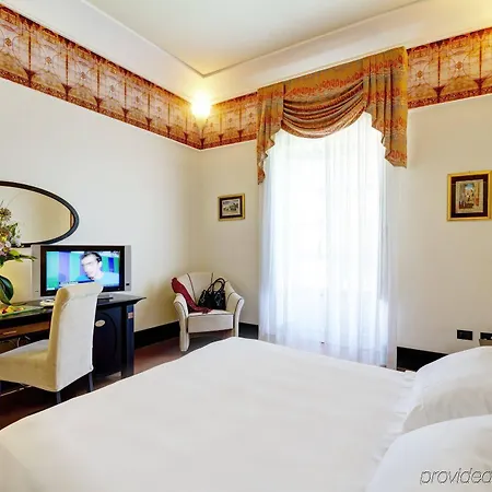 Отель Grand Des Etrangers- The Leading Of The World 5*