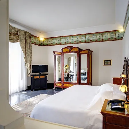 Grand Des Etrangers- The Leading Of The World 5*