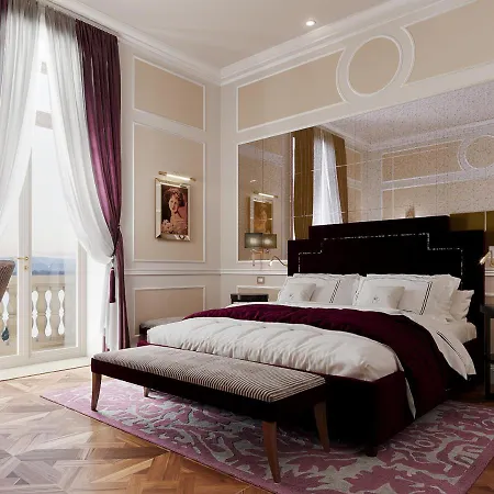 Grand Des Etrangers- The Leading Of The World Hotel 5*