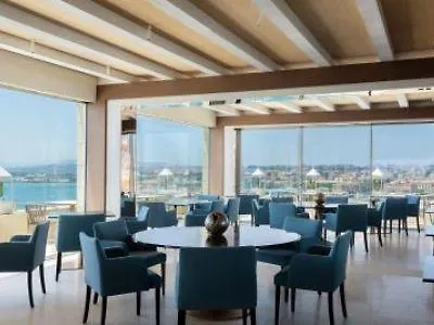 Отель Grand Des Etrangers- The Leading Of The World 5*