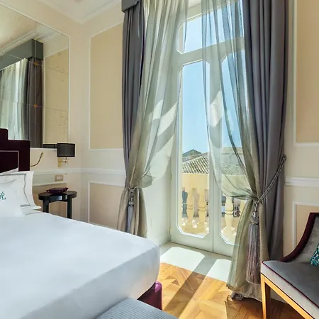 Grand Des Etrangers- The Leading Of The World 5*