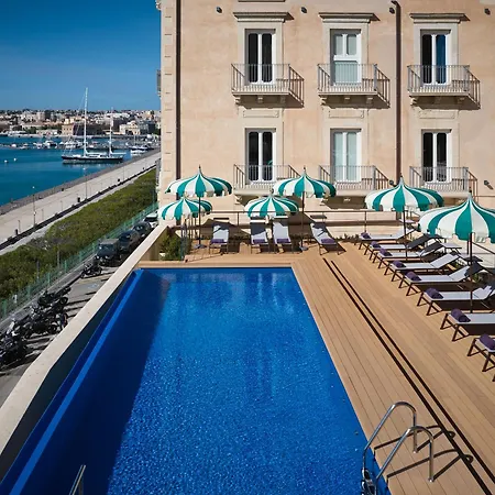 Grand Des Etrangers- The Leading Of The World Syrakusa